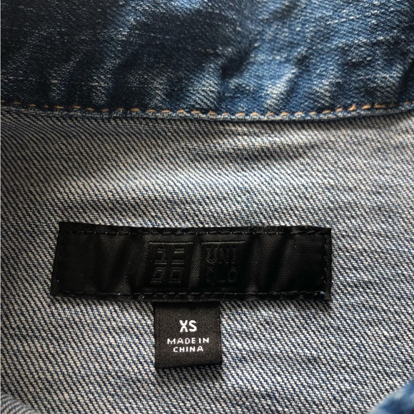 Uniqlo Classic Jean Jacket in Blue - Picture 6 of 11